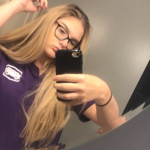 Meet your Posher, Abby